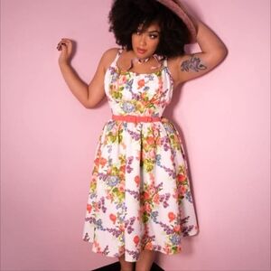 Rare! Vixen White Floral Ingenue Dress